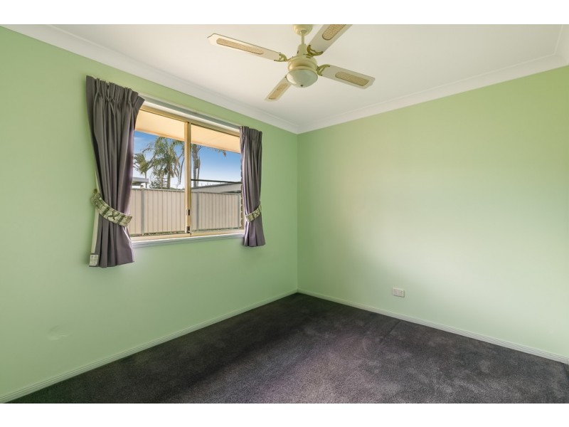 32 Cherokee Drive, Wilsonton QLD 4350