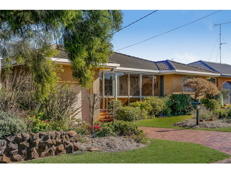 13 Hinton Street, Wilsonton QLD 4350