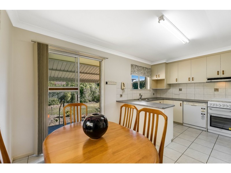 13 Hinton Street, Wilsonton QLD 4350