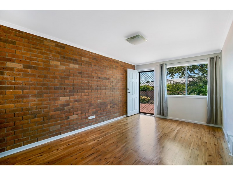 Unit 2/12 Gunn Street, Kearneys Spring QLD 4350
