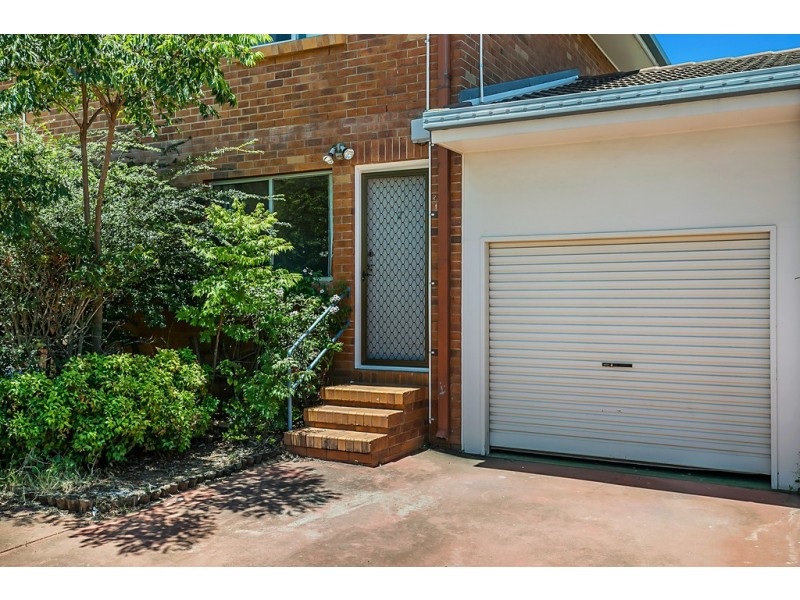 Unit 2/12 Gunn Street, Kearneys Spring QLD 4350