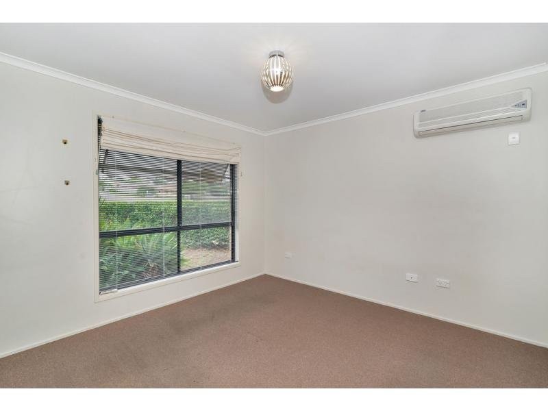 2 Hillcrest Court, Kearneys Spring QLD 4350