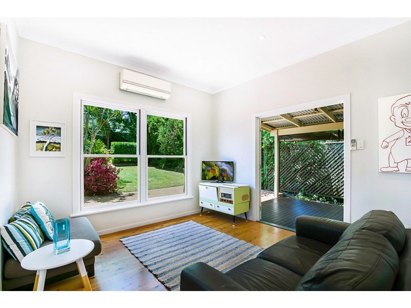 3 Rhyde Street, Mount Lofty QLD 4350