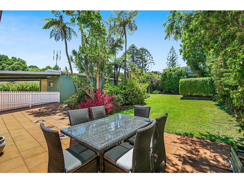 3 Rhyde Street, Mount Lofty QLD 4350