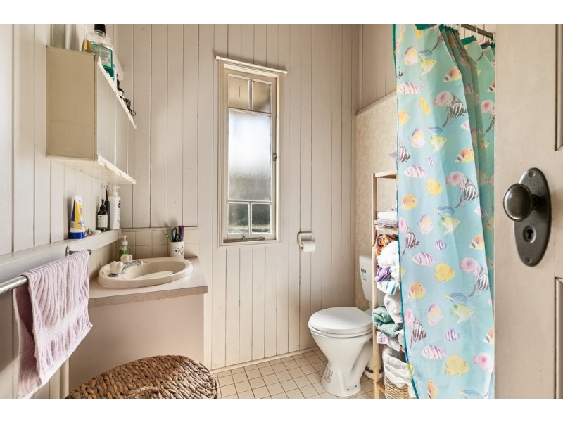 7 O’Quinn Street, Harristown QLD 4350