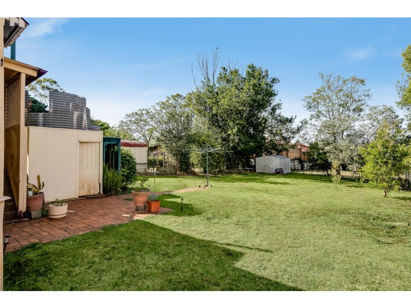 7 O’Quinn Street, Harristown QLD 4350