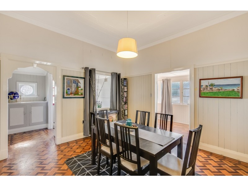 16 Market Street, South Toowoomba QLD 4350