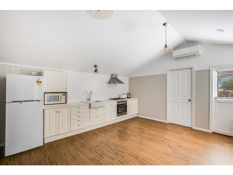 16 Market Street, South Toowoomba QLD 4350