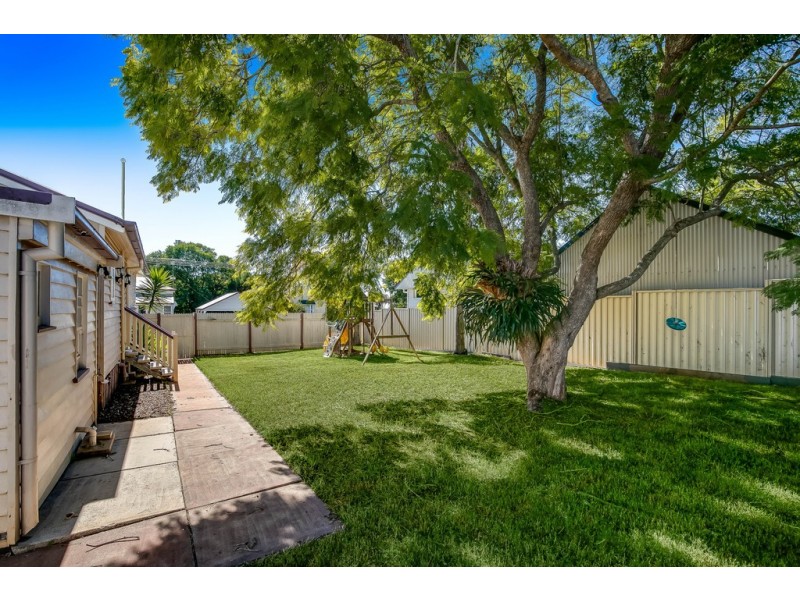 16 Market Street, South Toowoomba QLD 4350