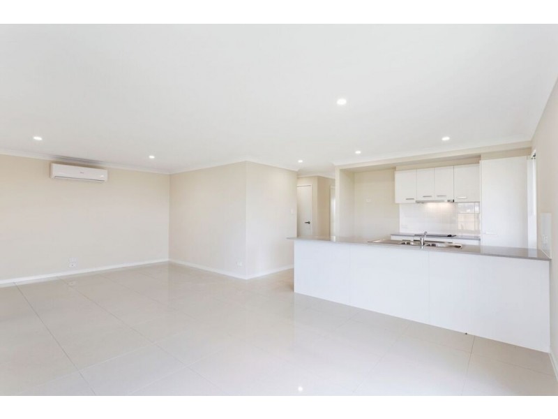 1/28 Karto Street, Cambooya QLD 4358