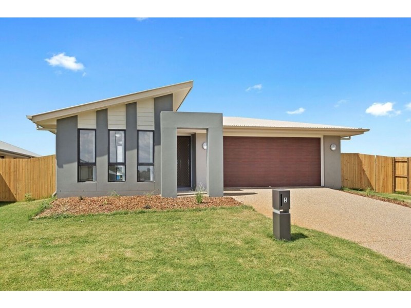 5 Myrtleford Crescent, Cambooya QLD 4358