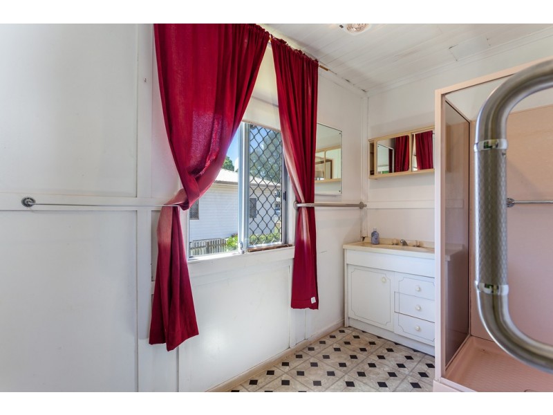 235 Russell Street, Newtown QLD 4350