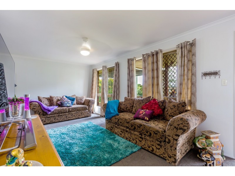 8 Croydon Street, Harristown QLD 4350