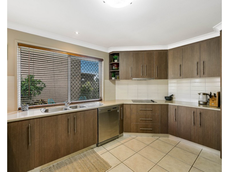 Villa 4/114 Drayton Road, Harristown QLD 4350
