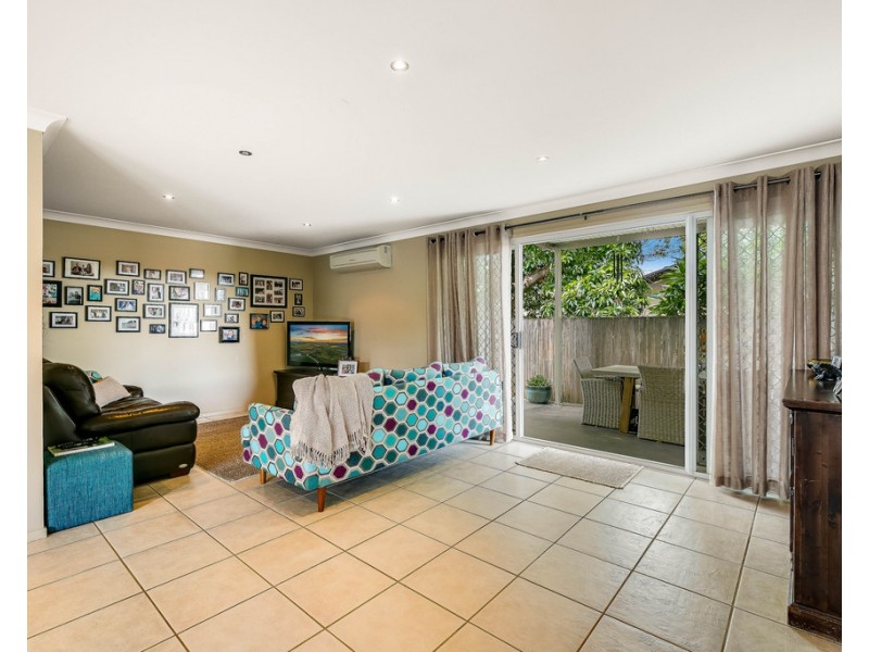 Villa 4/114 Drayton Road, Harristown QLD 4350