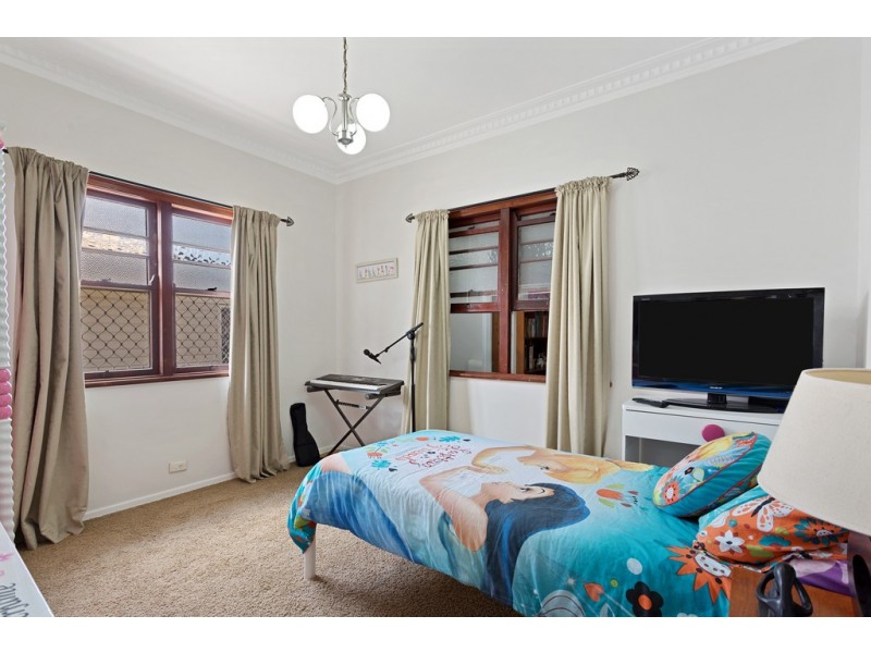 12 Rose Street, Wilsonton QLD 4350