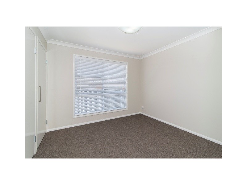 3/18 Swallow Court, Newtown QLD 4350