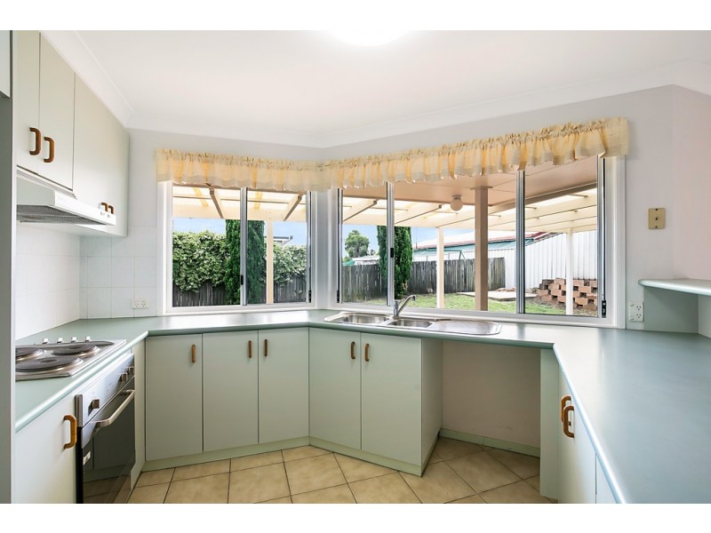 15 Blue Gum Drive, Newtown QLD 4350