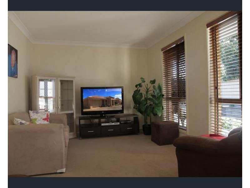 3/287a Bridge Street, Newtown QLD 4350