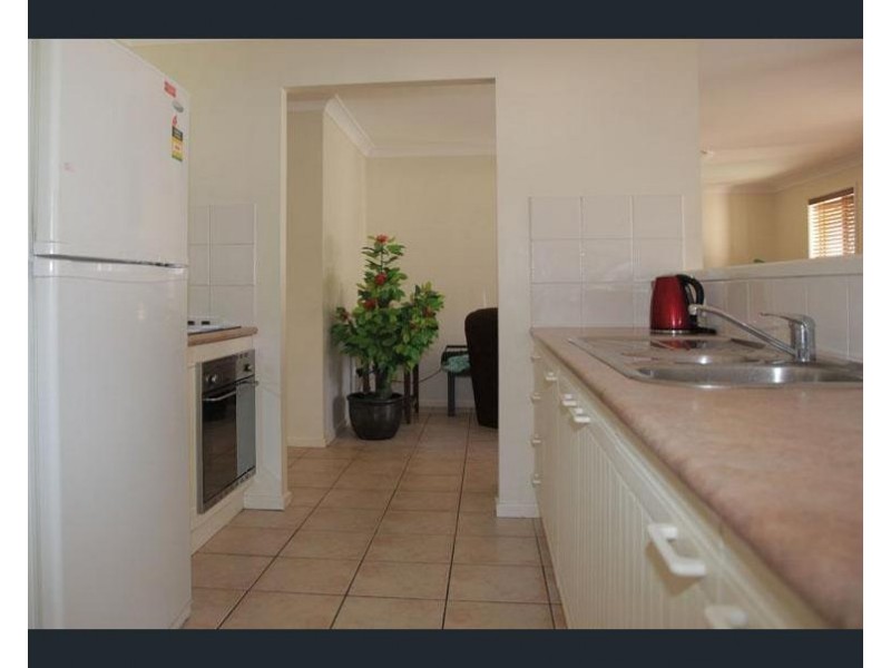 3/287a Bridge Street, Newtown QLD 4350