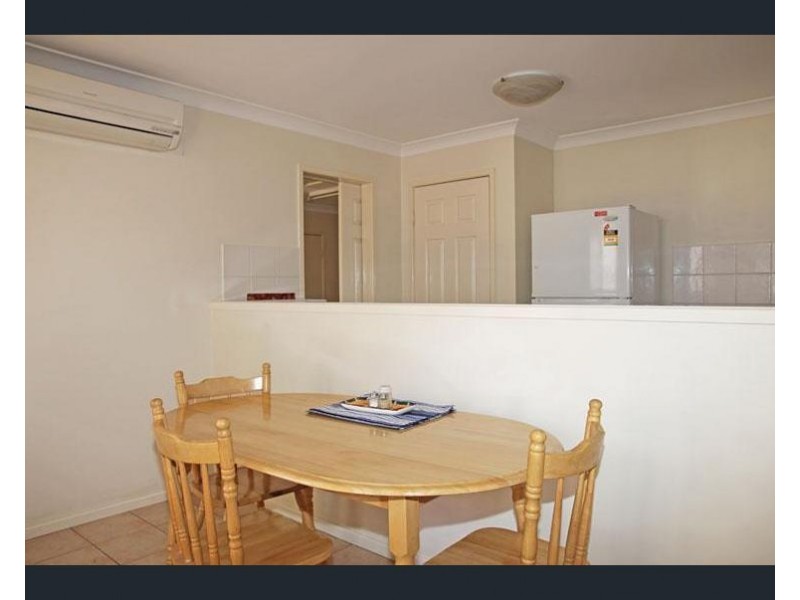 3/287a Bridge Street, Newtown QLD 4350