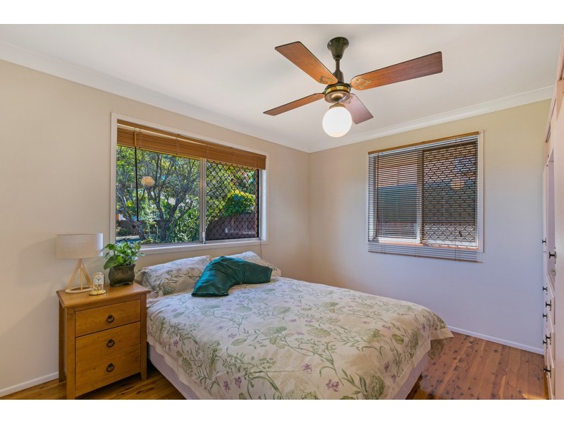 16 Richmond Drive, Wilsonton QLD 4350