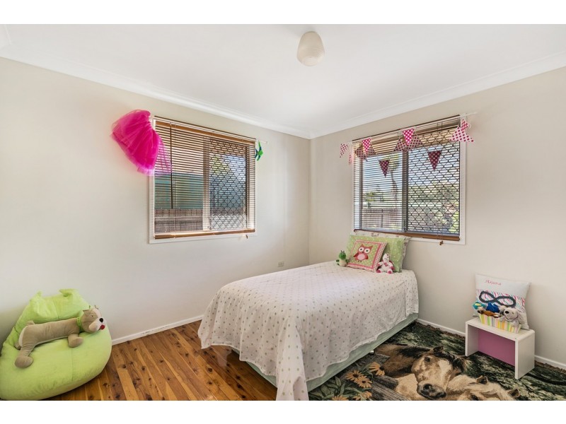 16 Richmond Drive, Wilsonton QLD 4350