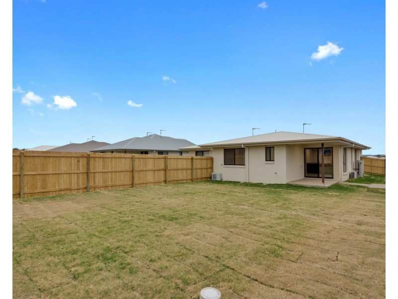 1/30 Karto Street, Cambooya QLD 4358