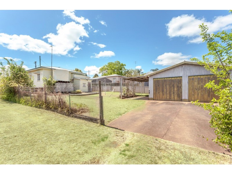74 James Street, Rangeville QLD 4350
