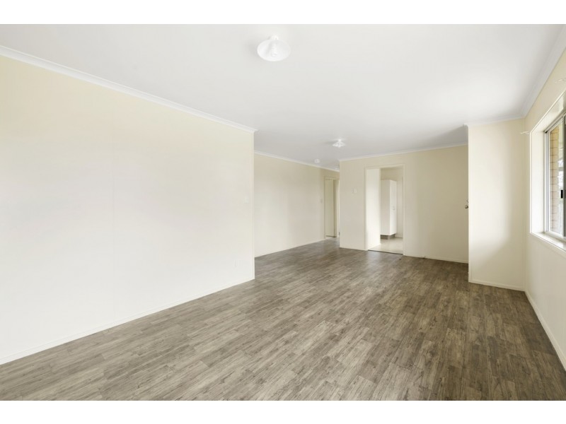 8 Myrtle Court, Drayton QLD 4350