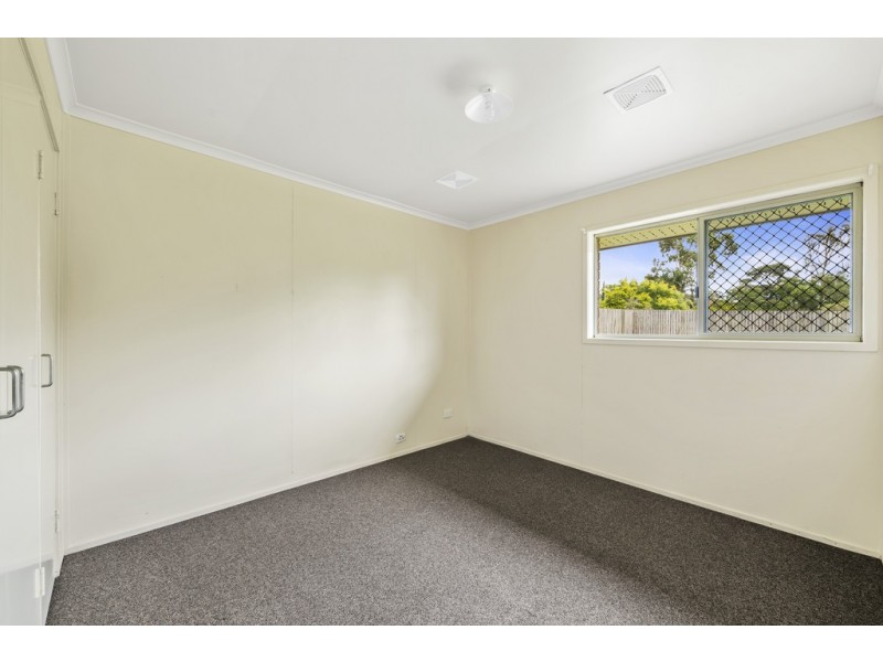 8 Myrtle Court, Drayton QLD 4350