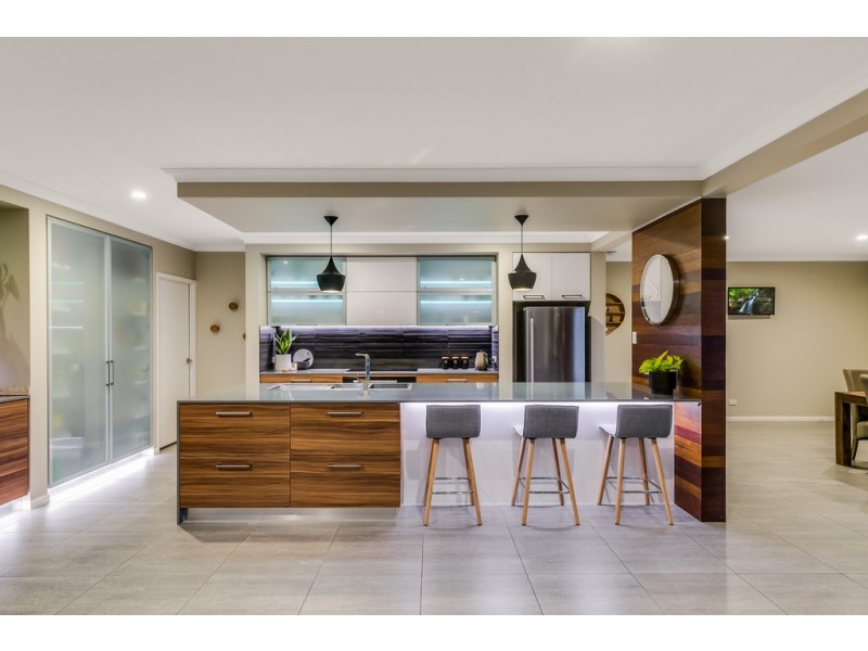 12 Heron Court, Kleinton QLD 4352