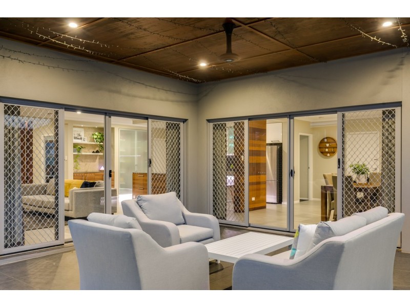 12 Heron Court, Kleinton QLD 4352