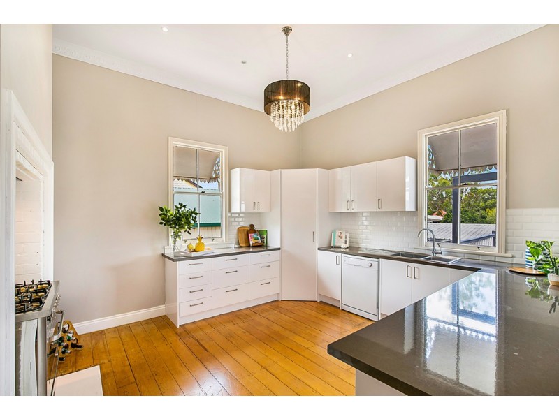 8 Somme Street, North Toowoomba QLD 4350