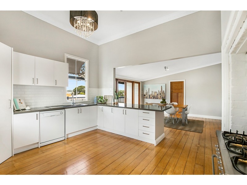 8 Somme Street, North Toowoomba QLD 4350