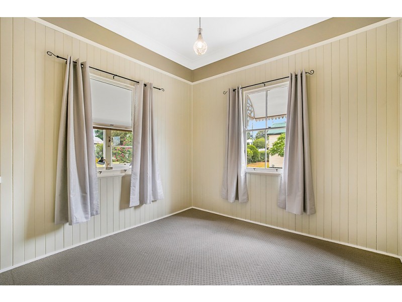 8 Somme Street, North Toowoomba QLD 4350