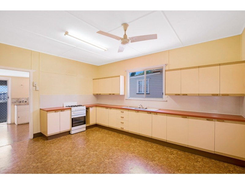 9 Healy Street, South Toowoomba QLD 4350