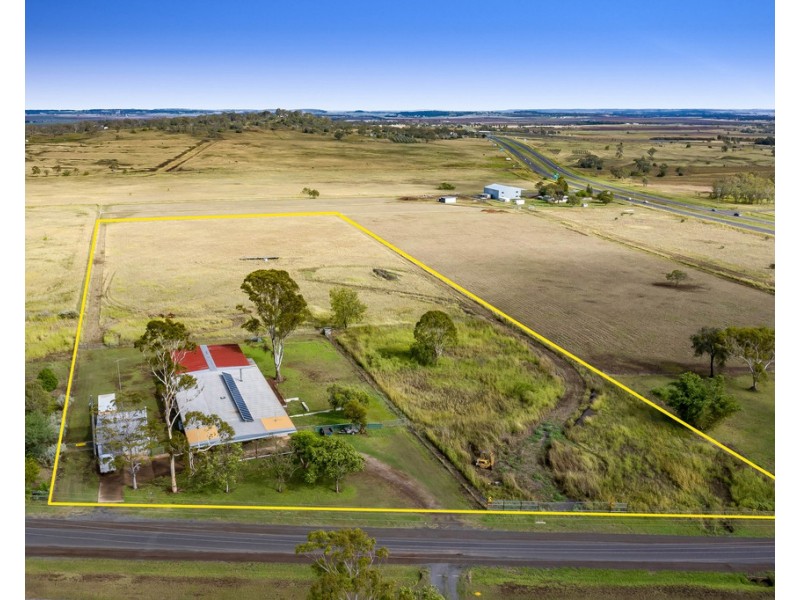 5 Jannuschs Road, Gowrie Mountain QLD 4350