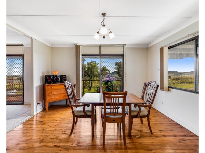 5 Jannuschs Road, Gowrie Mountain QLD 4350