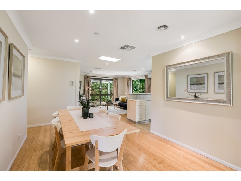 23 Amos Crescent, Mount Lofty QLD 4350