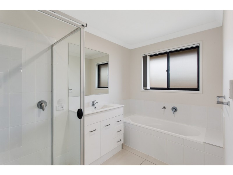 12 Murwillock Street, Cambooya QLD 4358