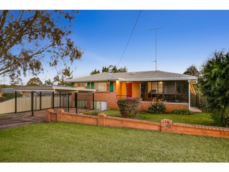 54 Sardon Street, Centenary Heights QLD 4350