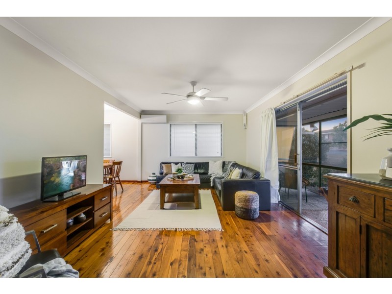 54 Sardon Street, Centenary Heights QLD 4350