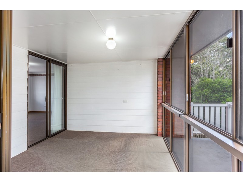 Unit 4/11c Gatfield Street, Newtown QLD 4350