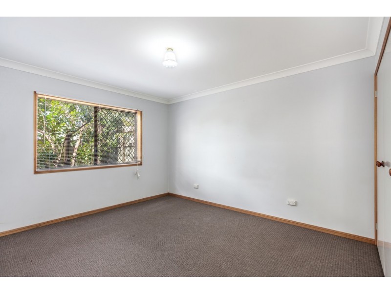 Unit 4/11c Gatfield Street, Newtown QLD 4350