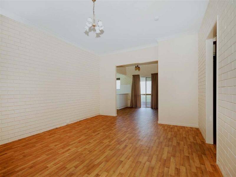 2/128 Curzon Street, Rangeville QLD 4350