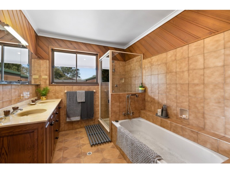 14 McStay Street, Middle Ridge QLD 4350