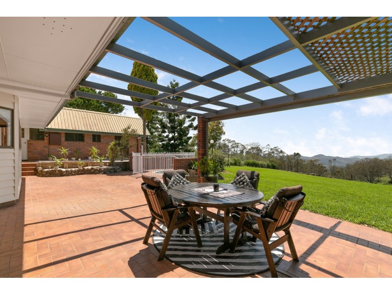 14 McStay Street, Middle Ridge QLD 4350