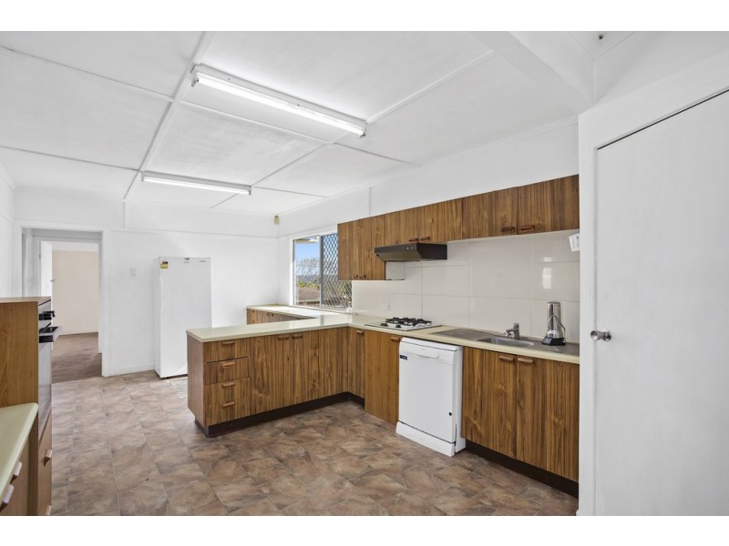 27 Coonan Street, Harlaxton QLD 4350