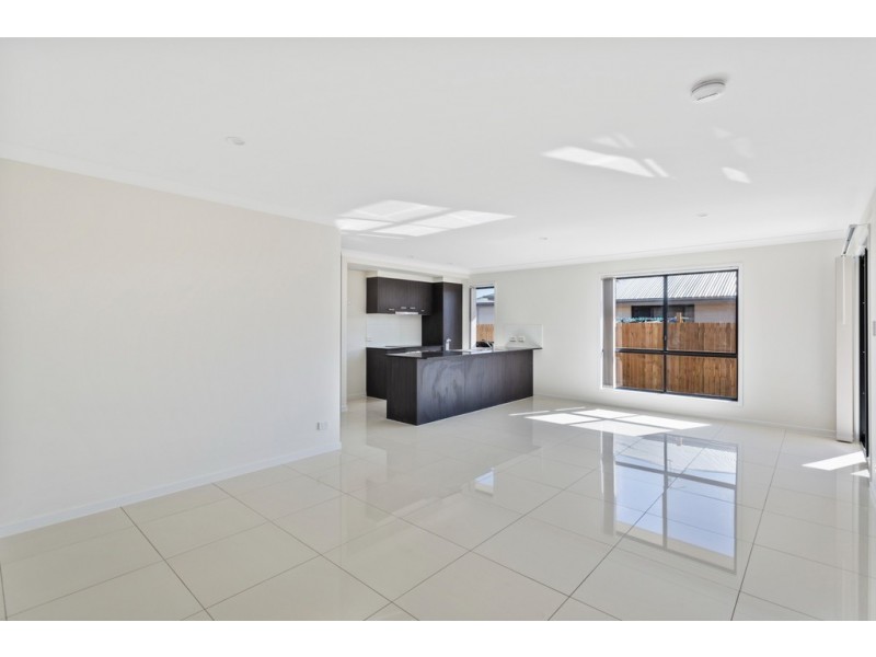 1/29 Harrow Street, Cambooya QLD 4358